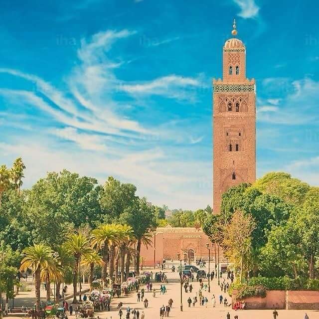 Marrakesh big mosque 